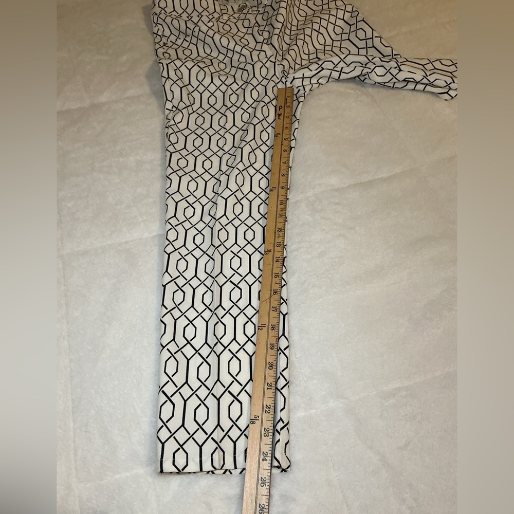 Geometric Patterned Pants - Picture 6 of 8